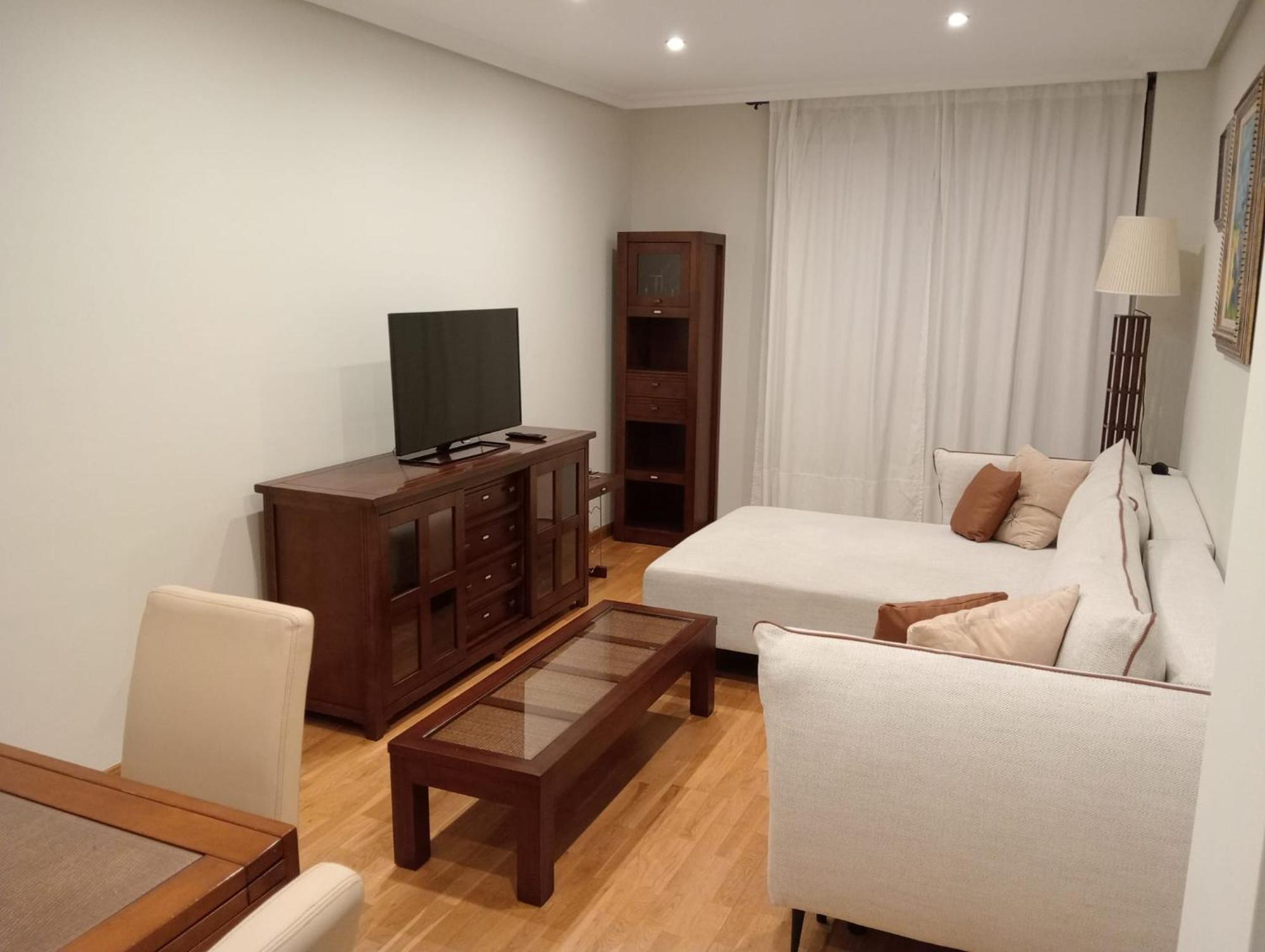 Avello Oviedo Con Parking Apartment ภายนอก รูปภาพ